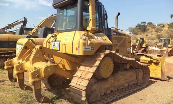 Caterpillar D6N Dozer picture