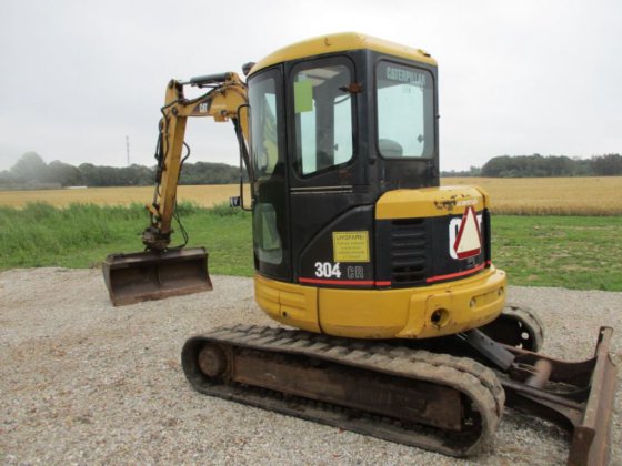 Caterpillar 304 Excavator picture
