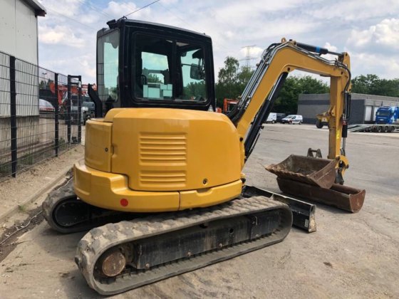 Caterpillar 305 Excavator picture