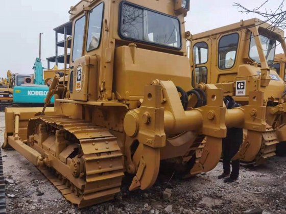 Caterpillar D7D Dozer picture