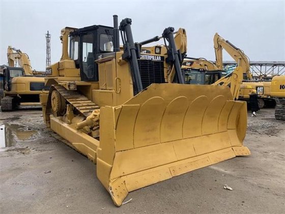 Caterpillar D7H Dozer picture