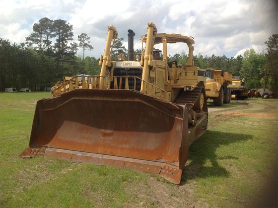 Caterpillar D8N Dozer picture