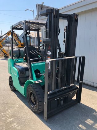 Mitsubishi FG25N Forklift picture