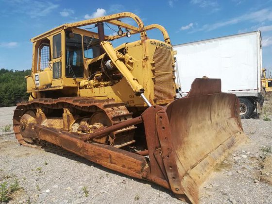 Caterpillar D9G Dozer picture