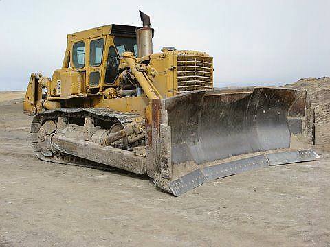 Caterpillar D9H Dozer picture