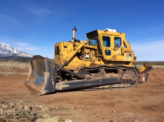 Caterpillar D9H Dozer picture