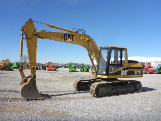 Caterpillar 317 Excavator picture