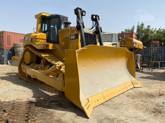 Caterpillar D9R Dozer picture