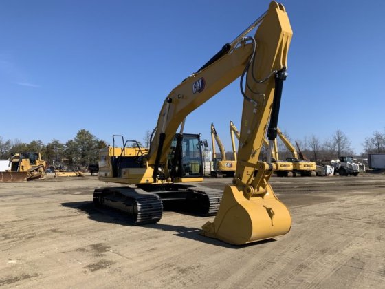 Caterpillar 330 Excavator picture