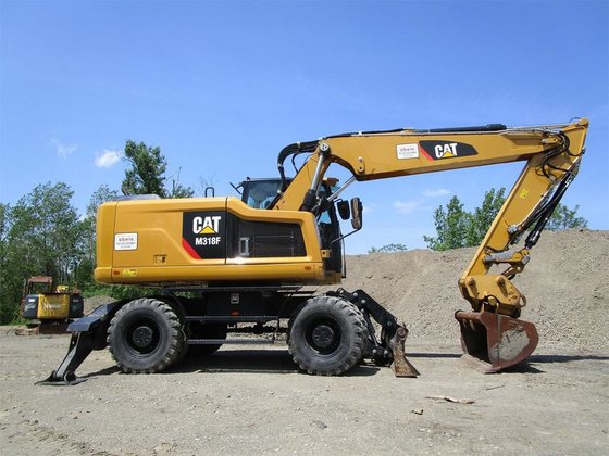 Caterpillar M318F Excavator picture