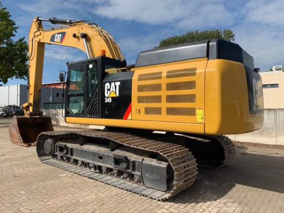 Caterpillar 349 Excavator picture