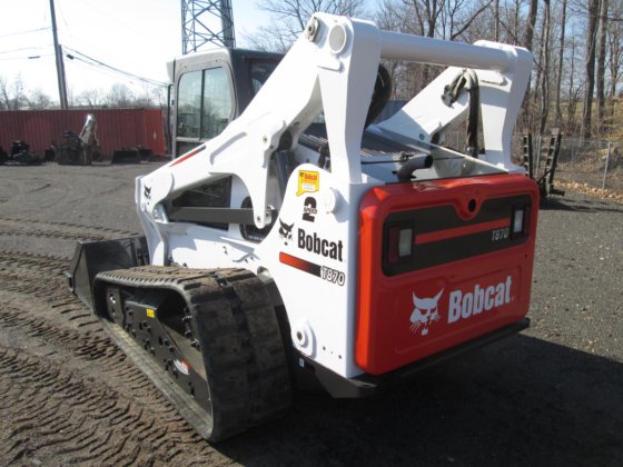 Bobcat T870 Compact Track Loader picture