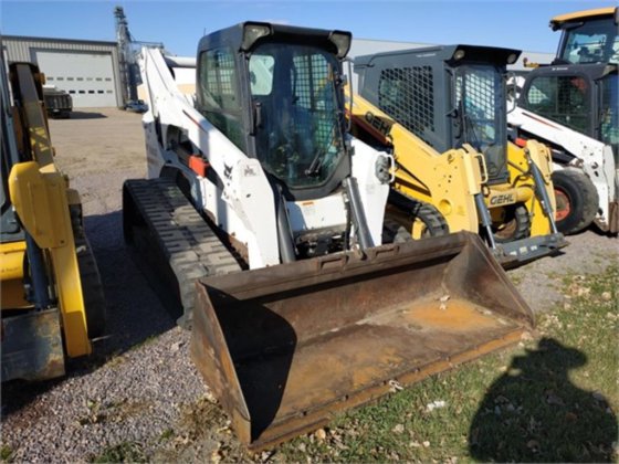 Bobcat T870 Compact Track Loader picture