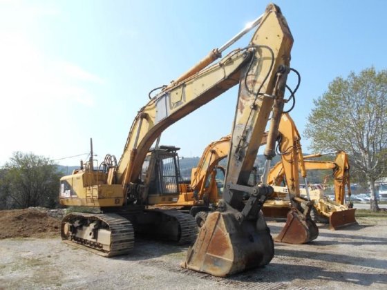 Caterpillar 350 Excavator picture