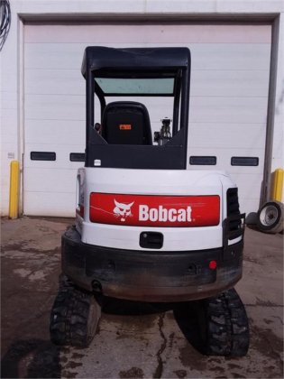 Bobcat E32 Excavator picture