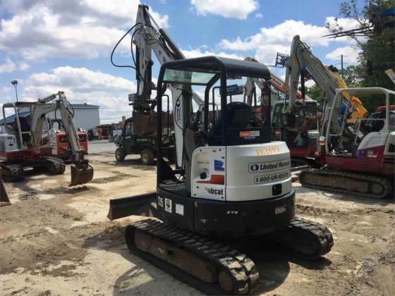 Bobcat E35 Excavator picture