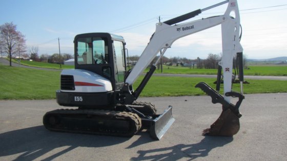 Bobcat E55 Excavator picture