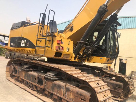 Caterpillar 374 Excavator picture