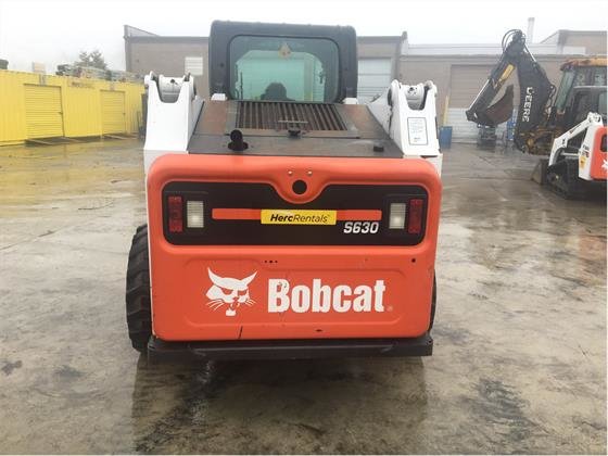 Bobcat S630 Skid Steer Loader picture