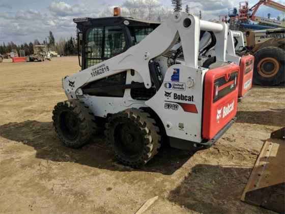 Bobcat S740 Skid Steer Loader picture