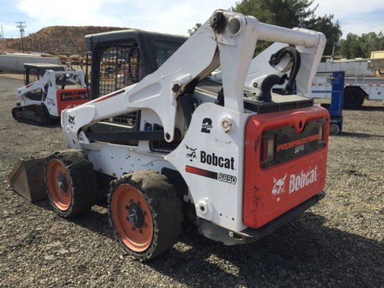 Bobcat S850 Skid Steer Loader picture