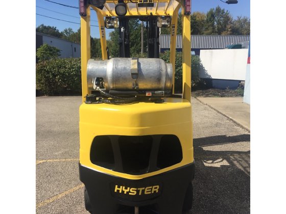 Hyster S60FT Forklift picture