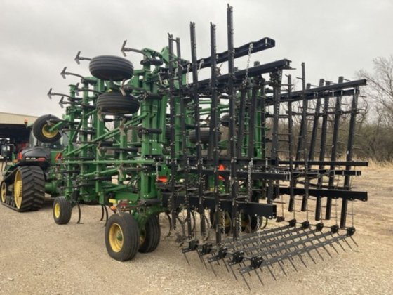 John Deere 2230FH Tillage Equipment picture