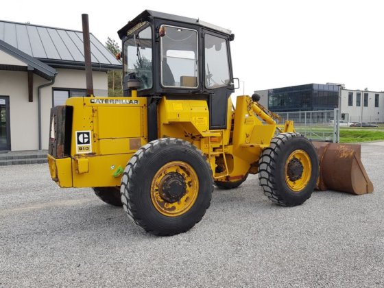 Caterpillar 910 Wheel Loader picture
