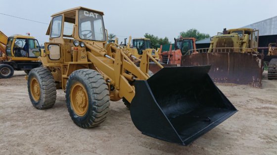 Caterpillar 910 Wheel Loader picture