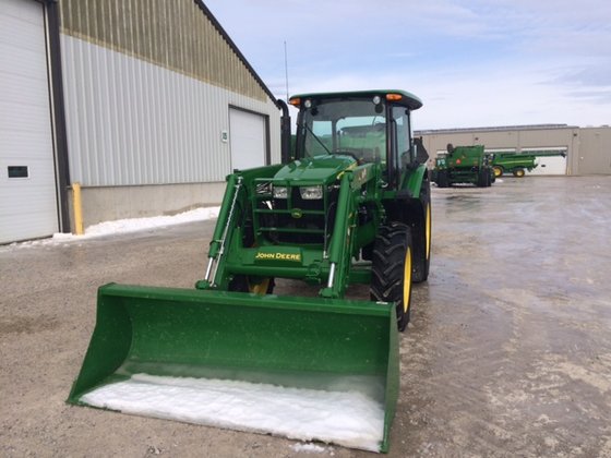 John Deere 5085E Tractor picture