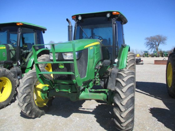 John Deere 5100E Tractor picture