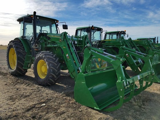John Deere 6120E Tractor picture