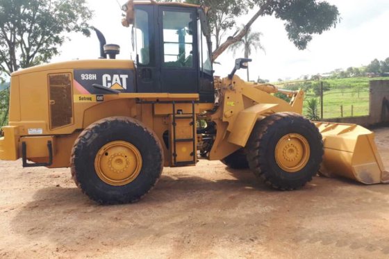 Caterpillar 938 Wheel Loader picture