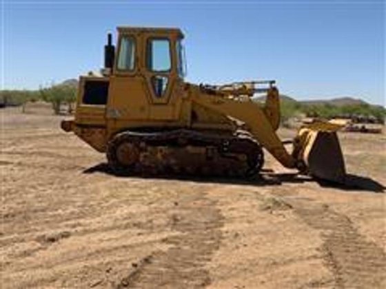 Caterpillar 963 Crawler Loader picture