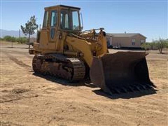 Caterpillar 963 Crawler Loader picture