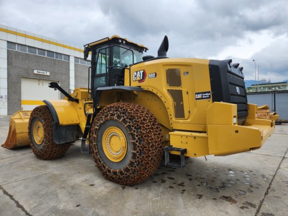 Caterpillar 980 Wheel Loader picture
