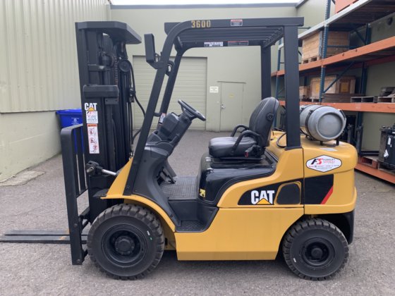 Caterpillar 2P5000 Forklift picture