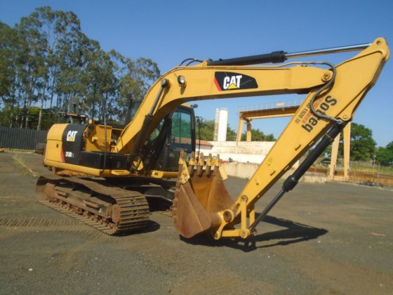 Caterpillar 313D Excavator picture
