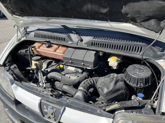 Peugeot Boxer Van picture