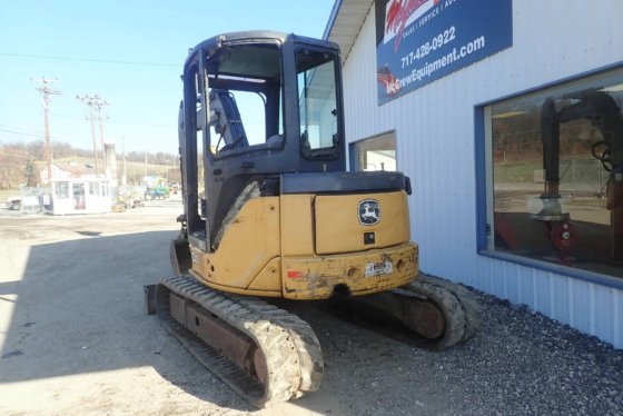 John Deere 50D Excavator picture