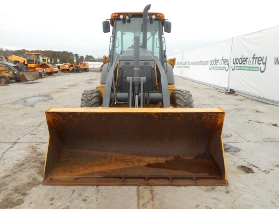 John Deere 310SK Backhoe Loader picture