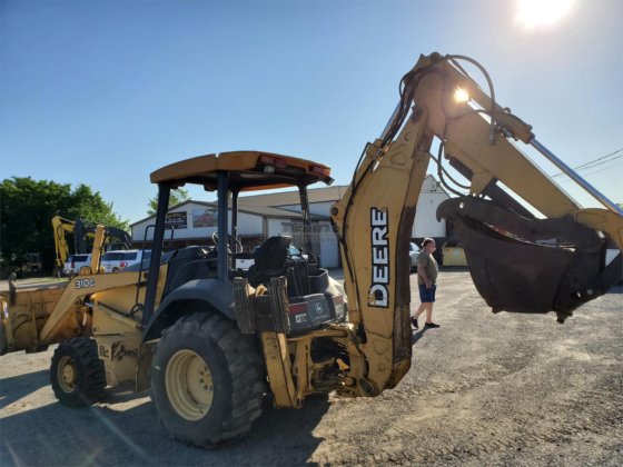John Deere 310G Backhoe Loader picture