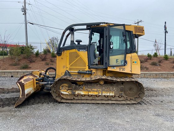 John Deere 650K Dozer picture