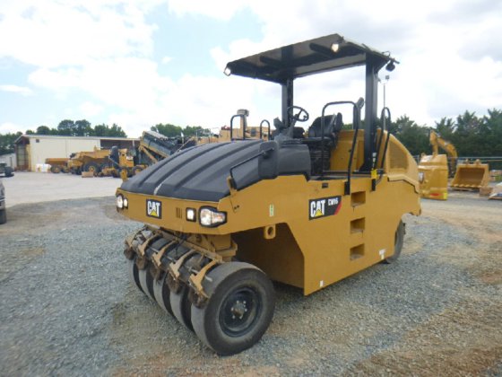 Caterpillar CW16 Compactor picture
