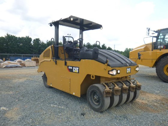 Caterpillar CW16 Compactor picture
