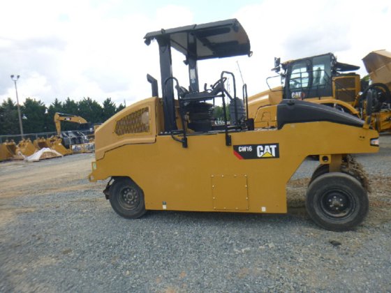 Caterpillar CW16 Compactor picture