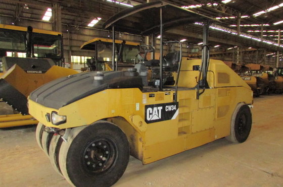 Caterpillar CW34 Compactor picture