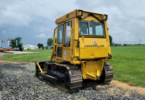 Caterpillar D4 Dozer picture