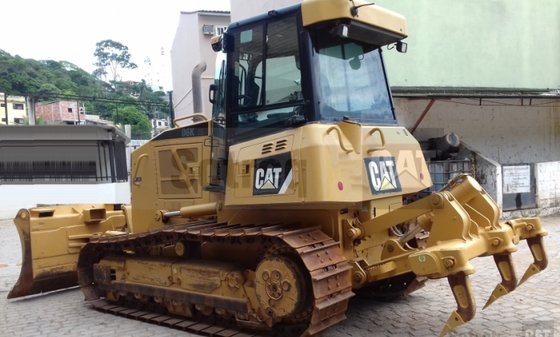 Caterpillar D6 Dozer picture