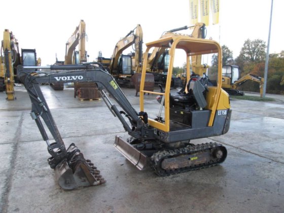 Volvo EC15B Excavator picture